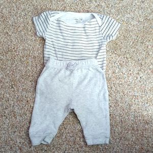 Rene Rofe Onesie and Pants 3-6 Months
